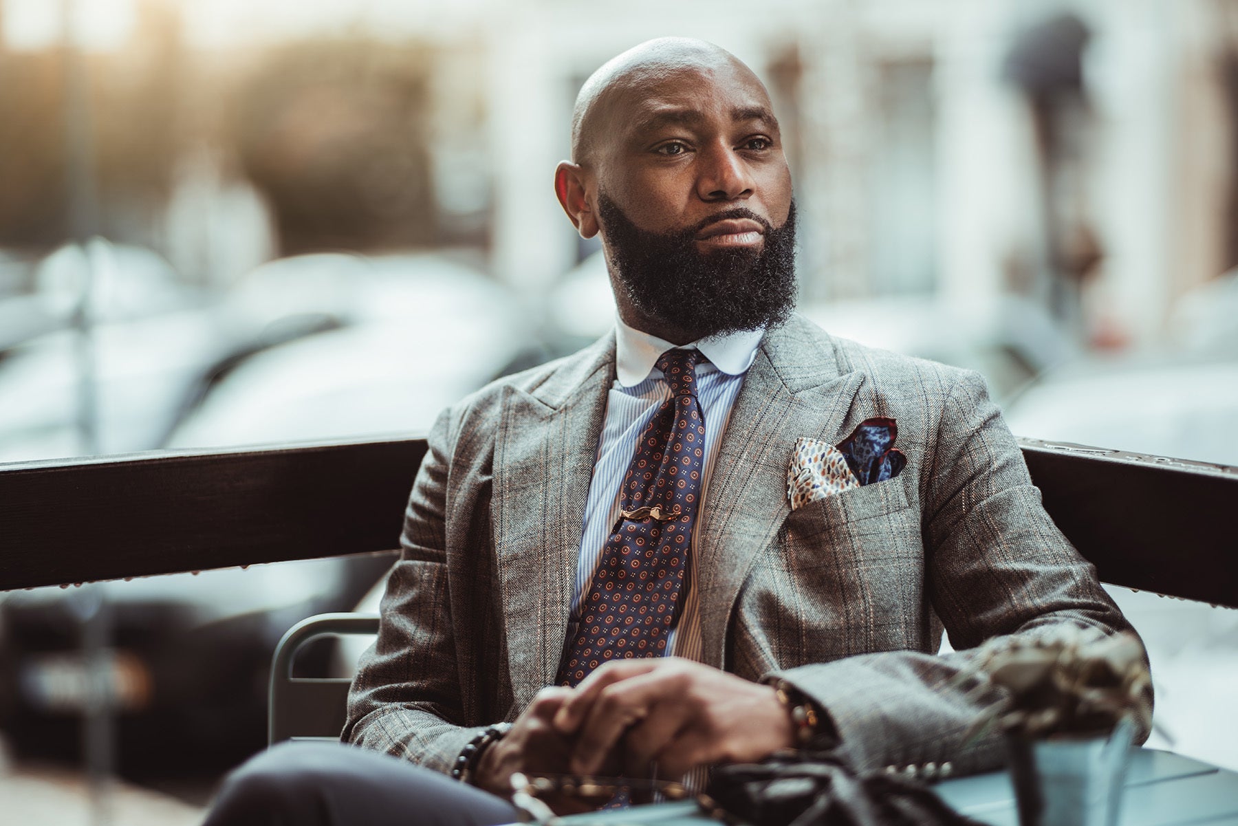 Top 5 Beard Styles for Black Men to Wear with a Suit